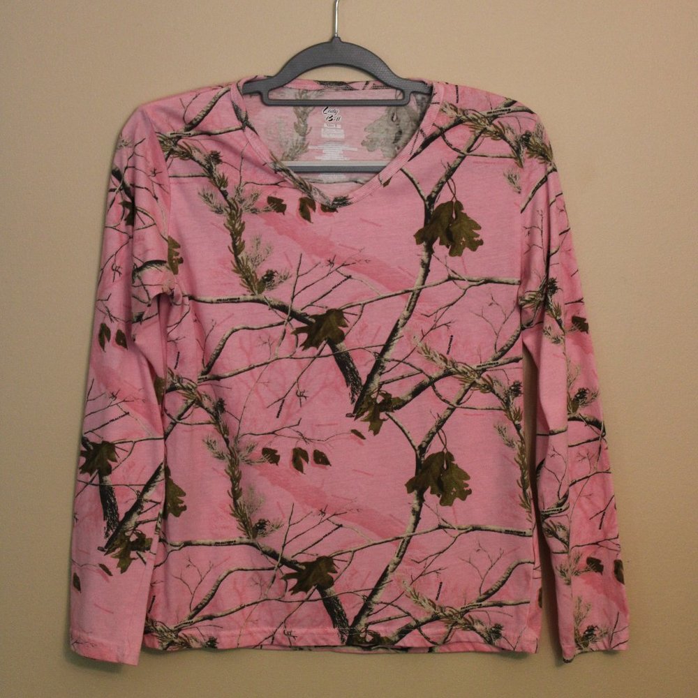 Women's Pink Camo Longsleeve shirt